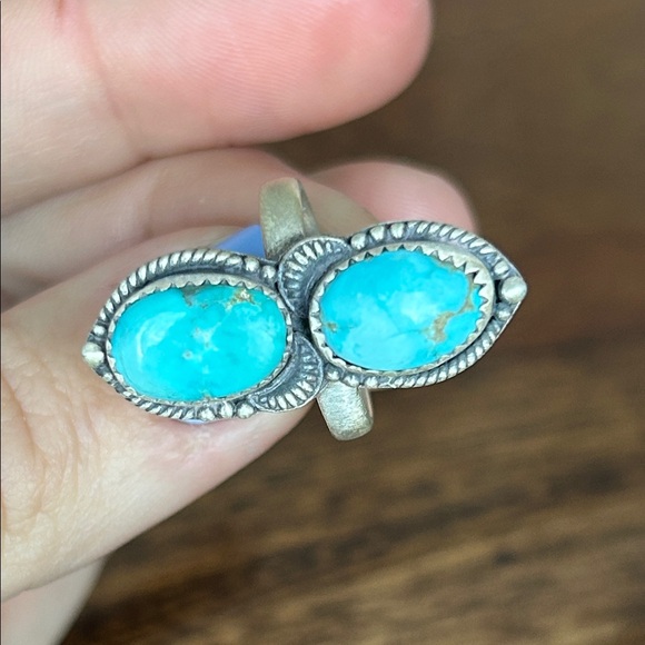 Adjustable Turquoise Ring - Picture 3 of 3